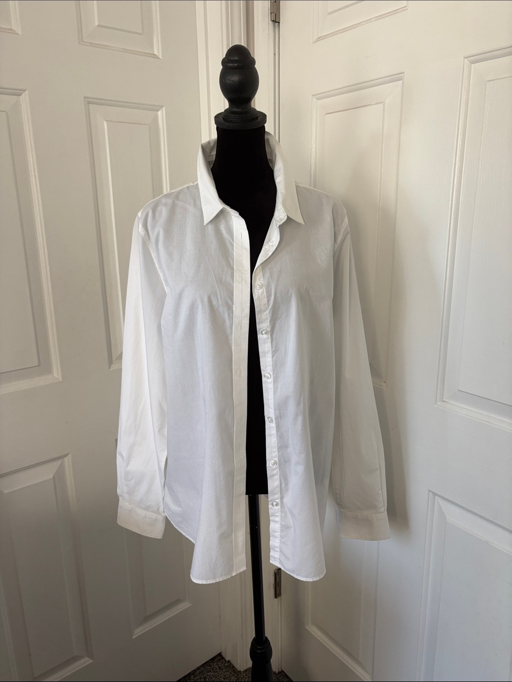Garnet Hill NWOT Organic Cotton White Button Down